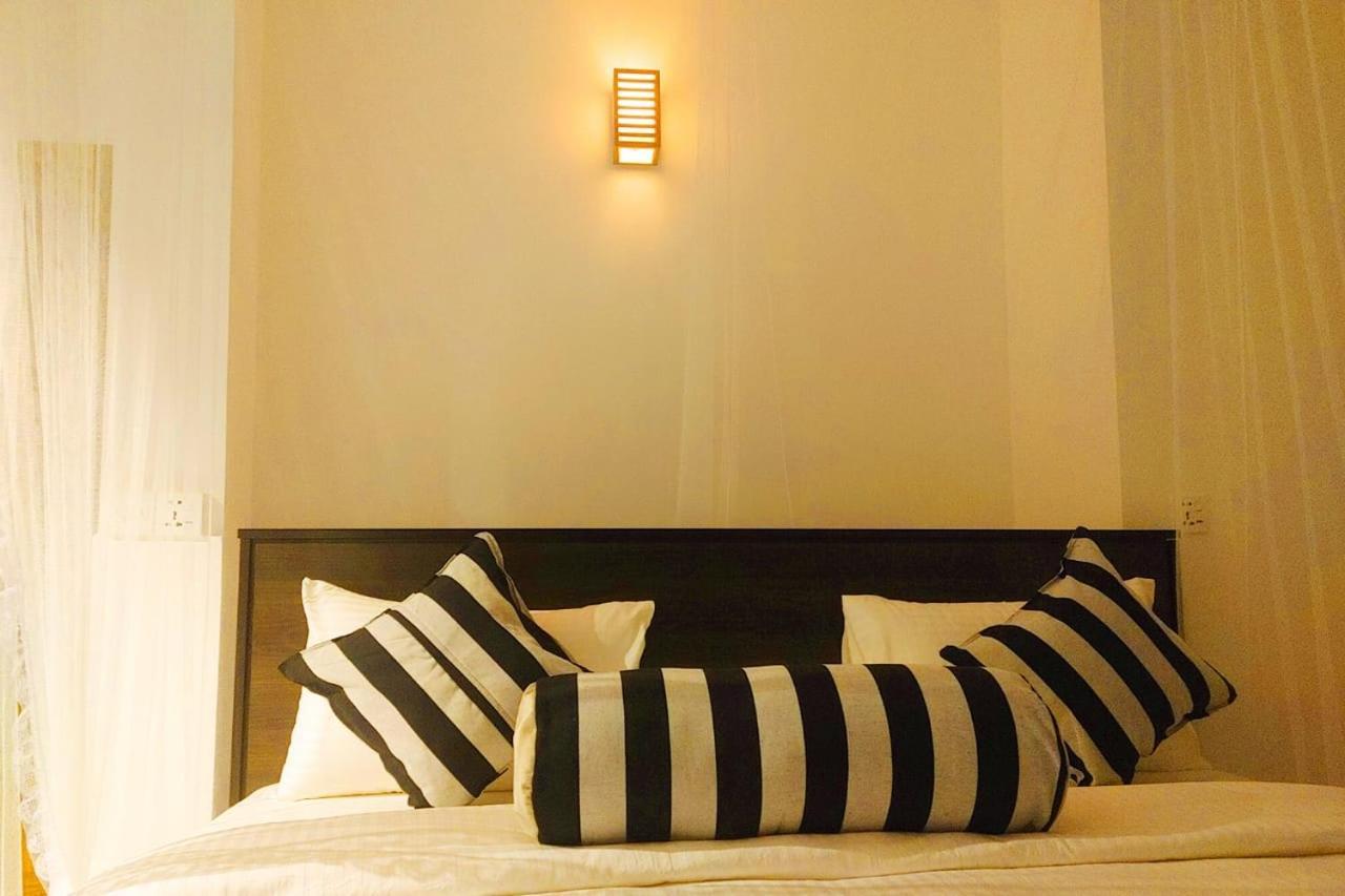 Different View Bed and Breakfast Ella Rum bild